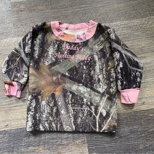 Daddy’s hunting buddy camo long sleeve shirt size 6-9 months